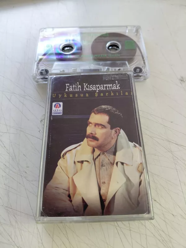 Fatih Kısaparmak – Uykusuz Şarkılar -  Almanya Basım  Kaset Albüm/ Akbaş Müzik-2.el