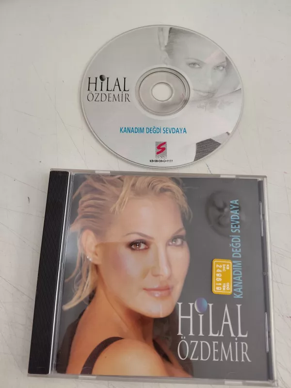 Hilal Özdemir – Kanadım Değdi Sevdaya - 1998 Türkiye Basım CD Albüm-2.el