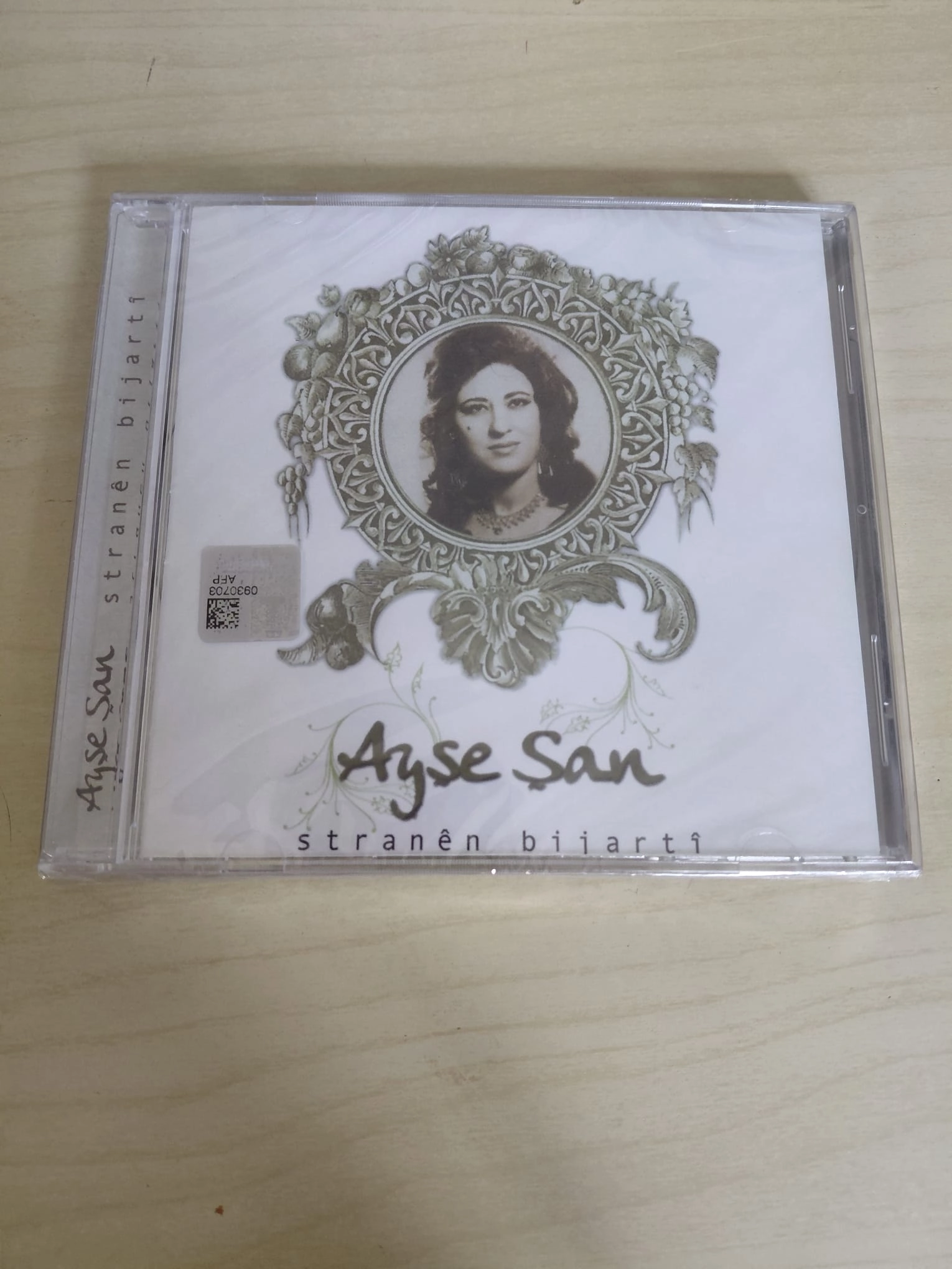 Ayşe Şan –  Stranen Bijarti  –  Türkiye Basım - CD Albüm/Açılmamış Ambalajlı