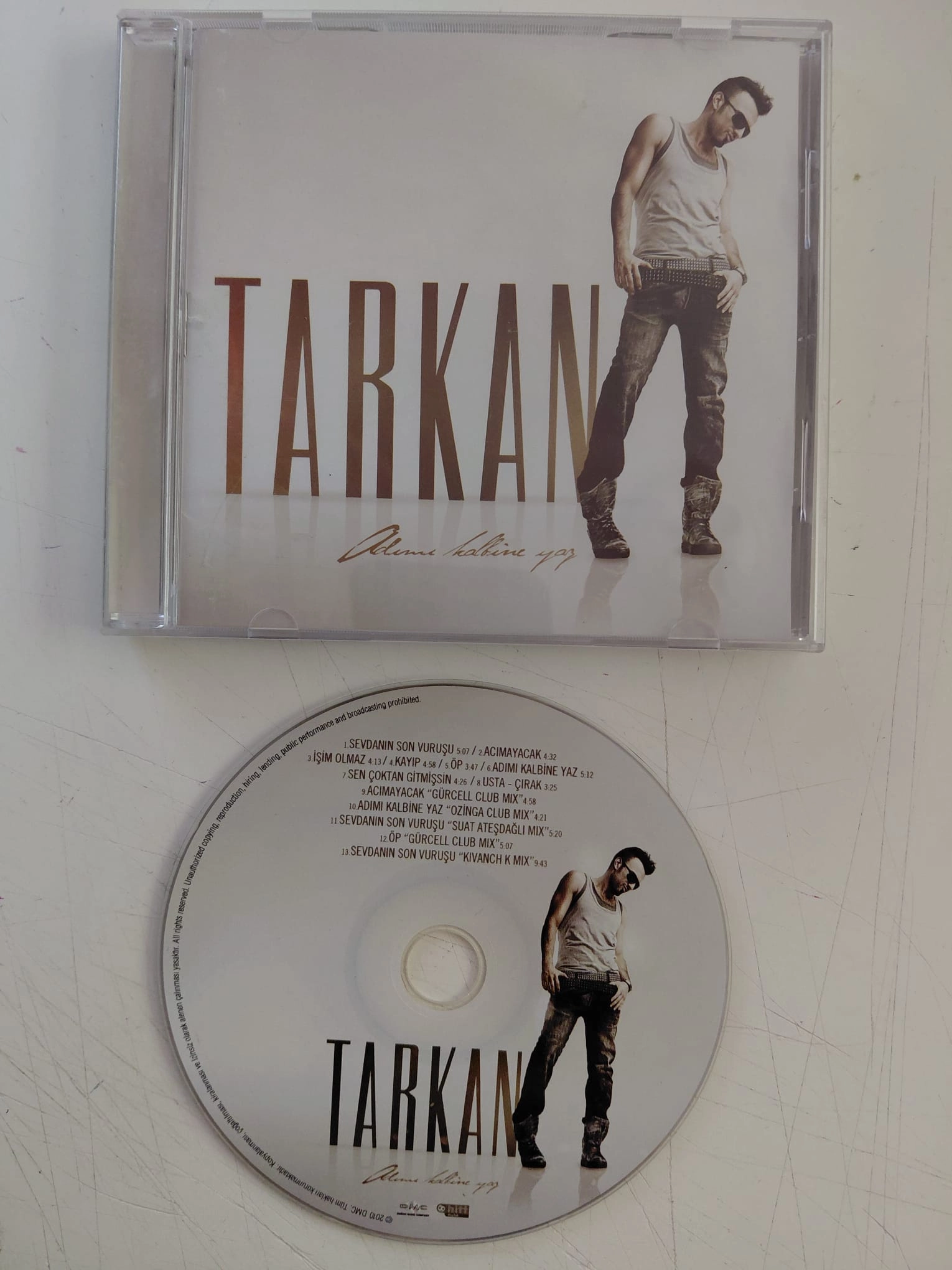 Tarkan – Adımı Kalbine Yaz - 2010 Türkiye Basım - CD Albüm-2.el