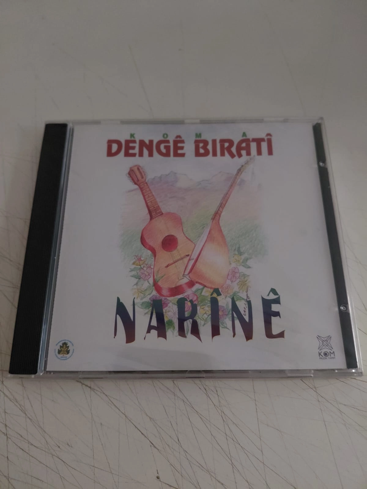 KOMA DENGE BIRATÎ - NARÎNÊ  - Türkiye Basım CD Albüm ( Açılmamış Ambalajında)