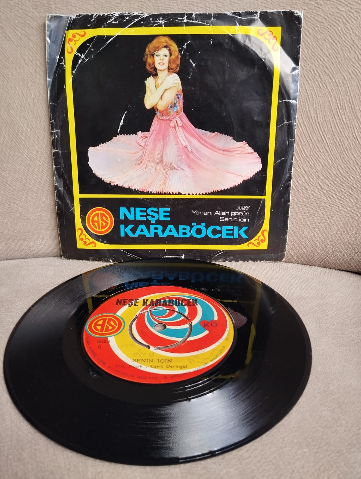 Neşe Karaböcek – Yananı Allah Görür / Senin İçin -  Türkiye Basım  45 lik Plak