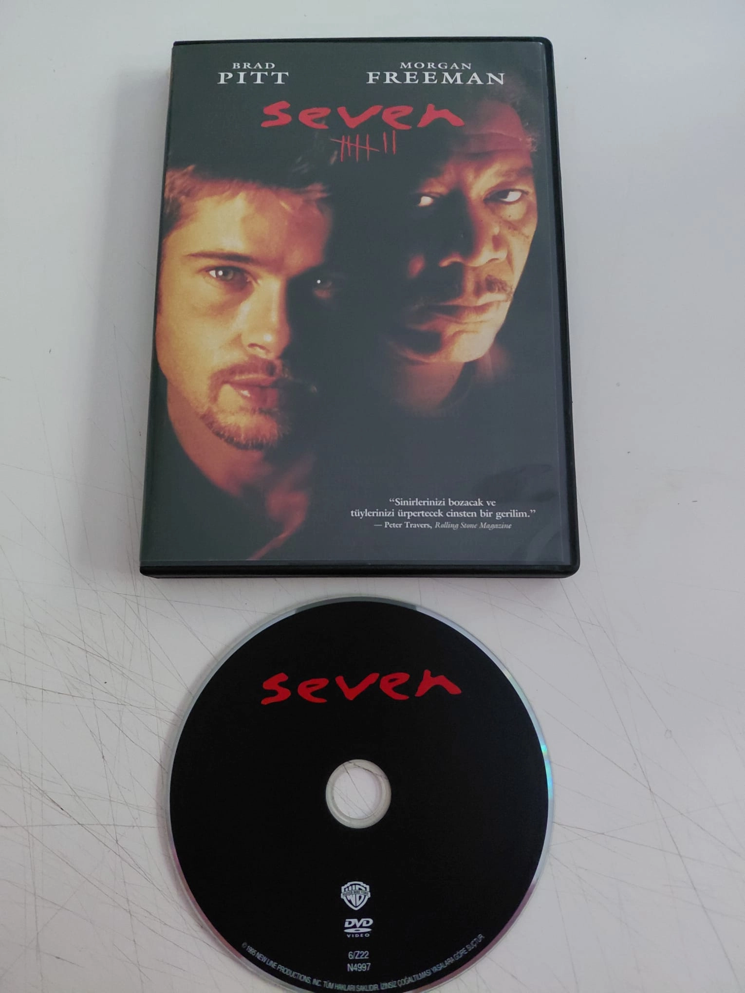 SEVEN -  Brad Pitt / Morgan Freeman  -  DVD Film-2.el
