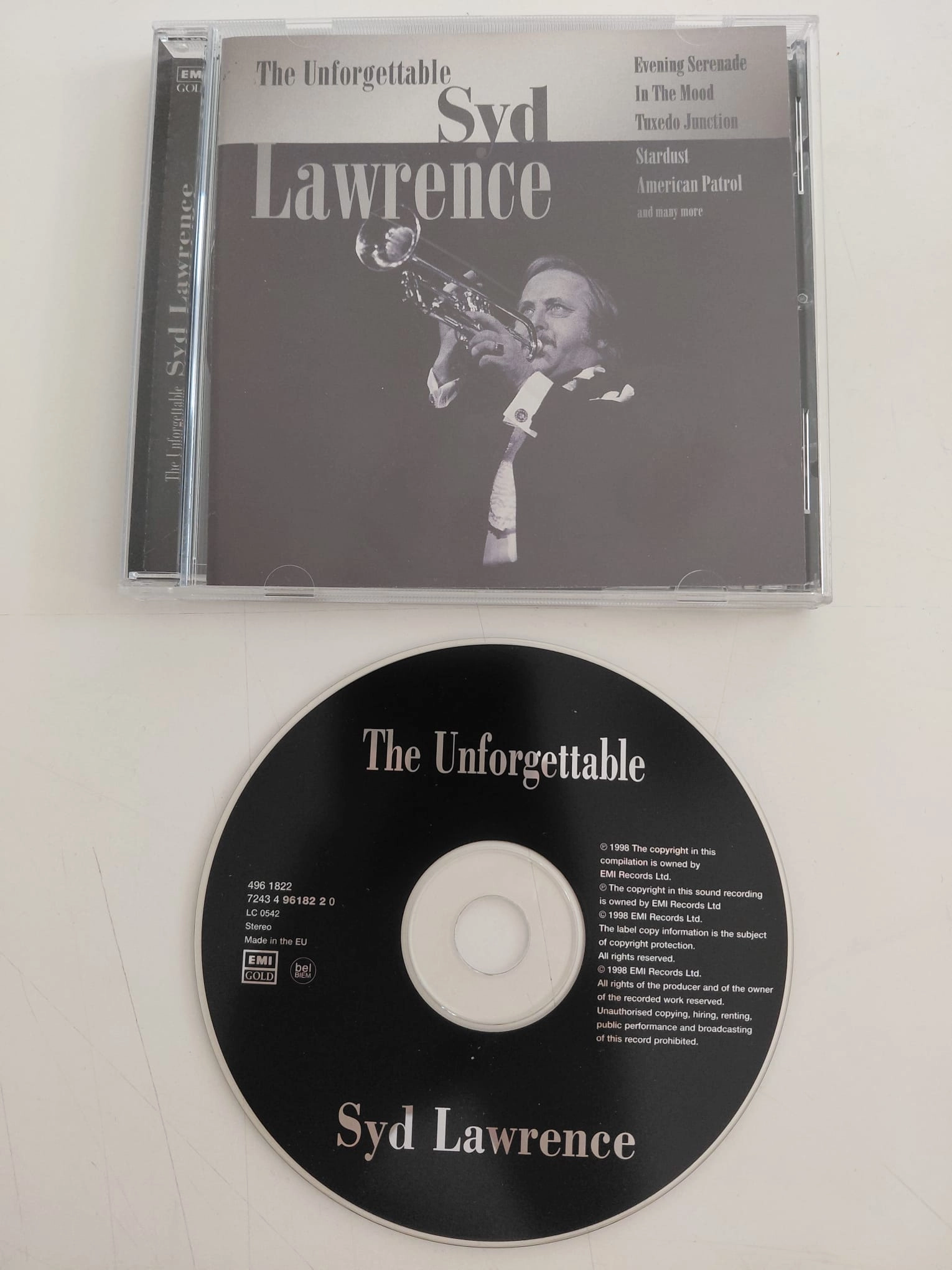Syd Lawrence – The Unforgettable  – 1998 İngiltere Basım - CD Albüm-2.el