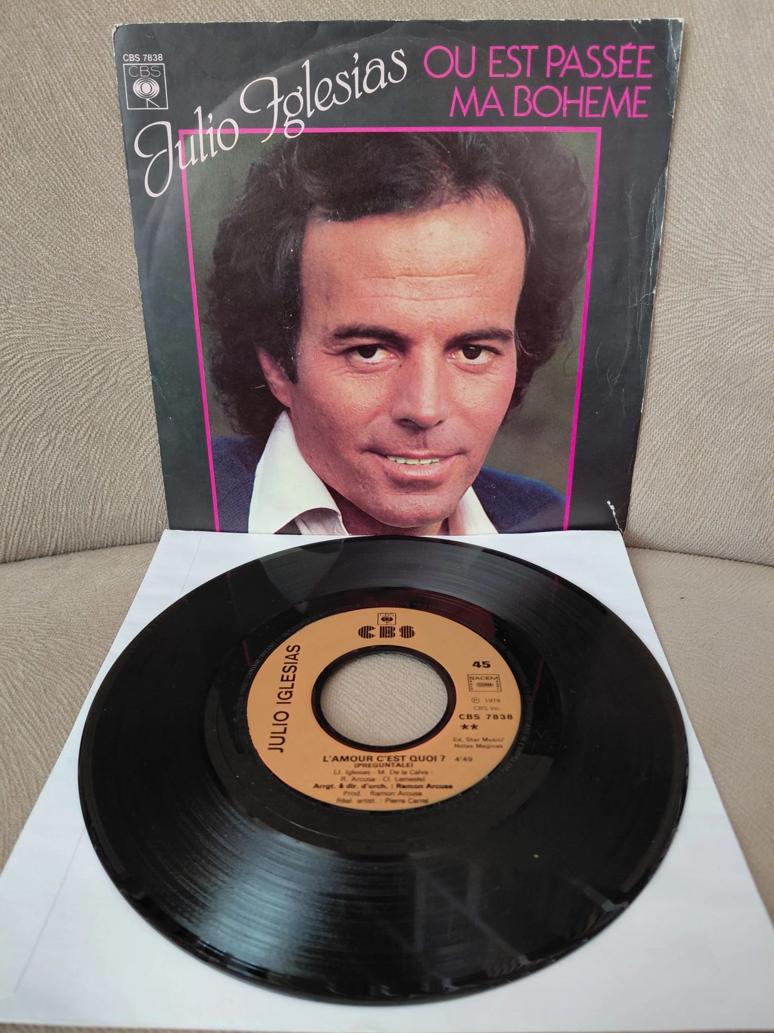 Julio Iglesias  –  Ou Est Passée Ma Boheme -  1979  Fransa Basım 45 lik Plak