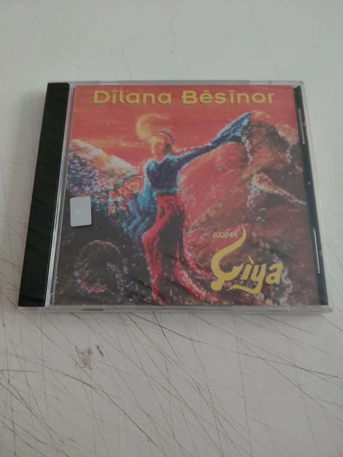 KOMA ÇİYA - Dilana Besinor  - Türkiye Basım CD Albüm ( Açılmamış Ambalajında)