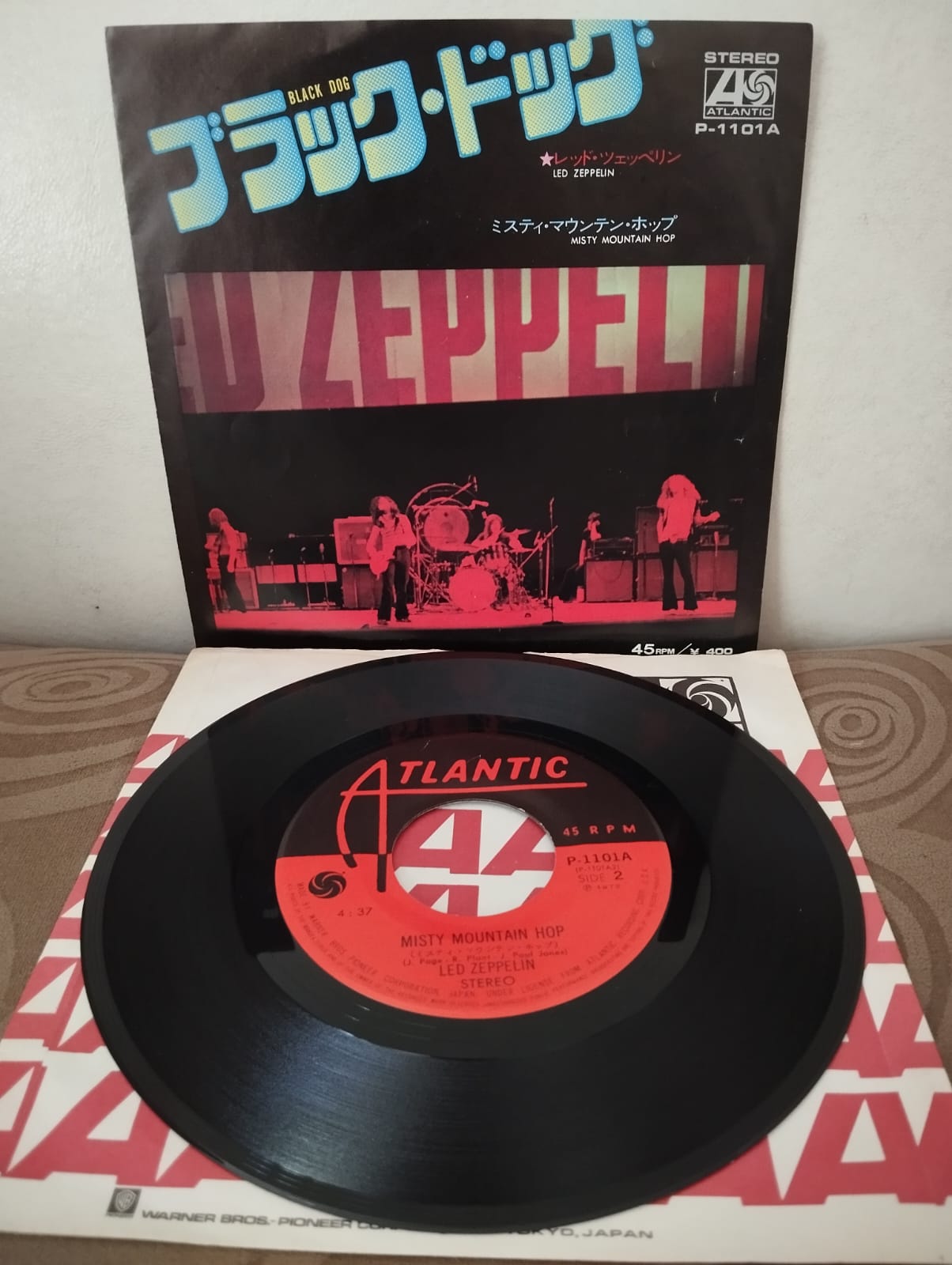 Led Zeppelin  ‎– Black Dog - 1972 Japonya Basım  45lik Plak-2.El