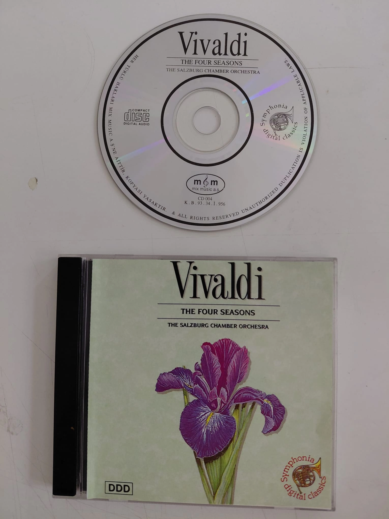 Vivaldi –   The Four Seasons  - Türkiye  Basım - CD Albüm-2.el