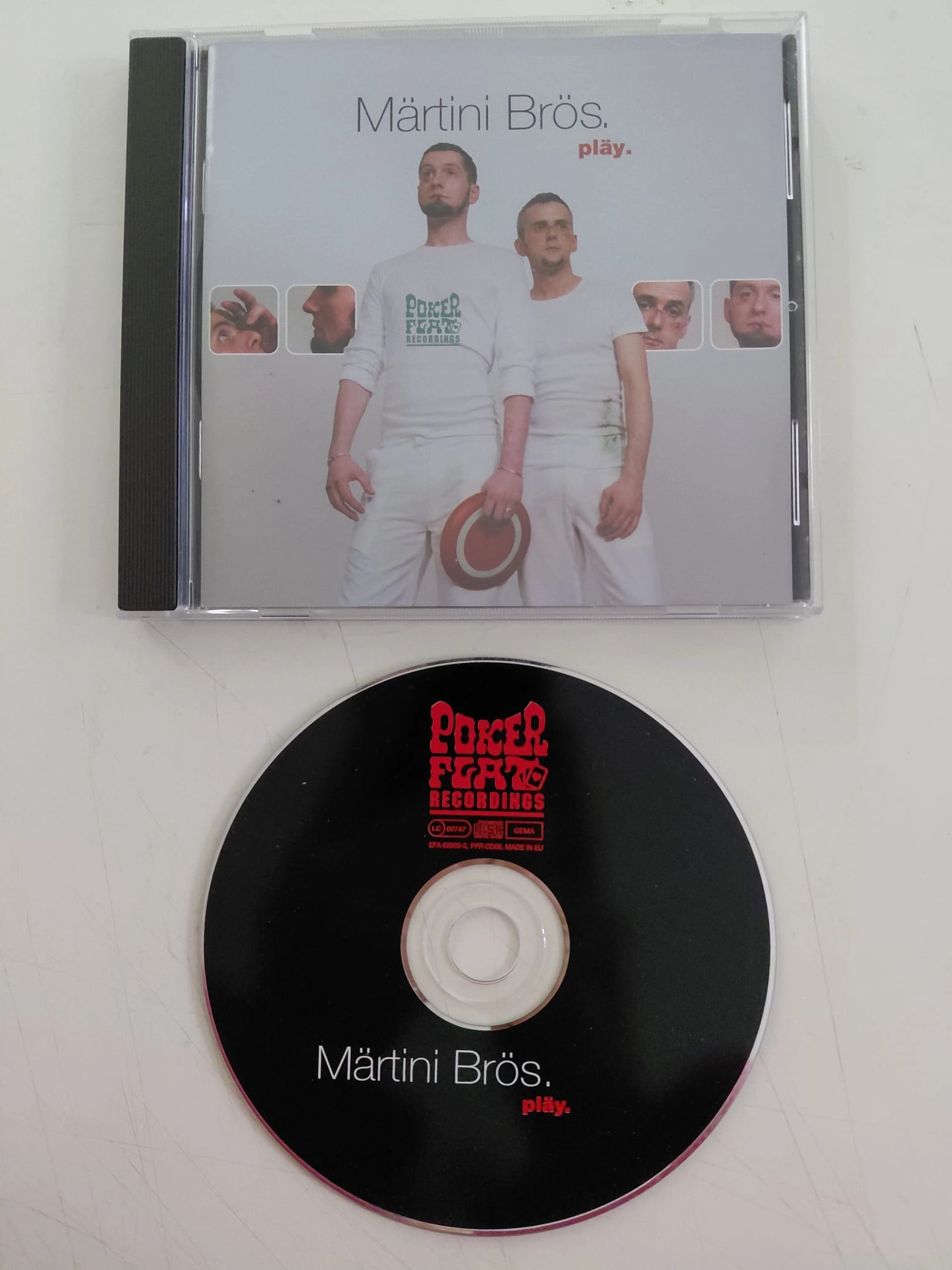 Märtini Brös.  – Pläy.  – 2002  Almanya Basım - CD Albüm-2.el