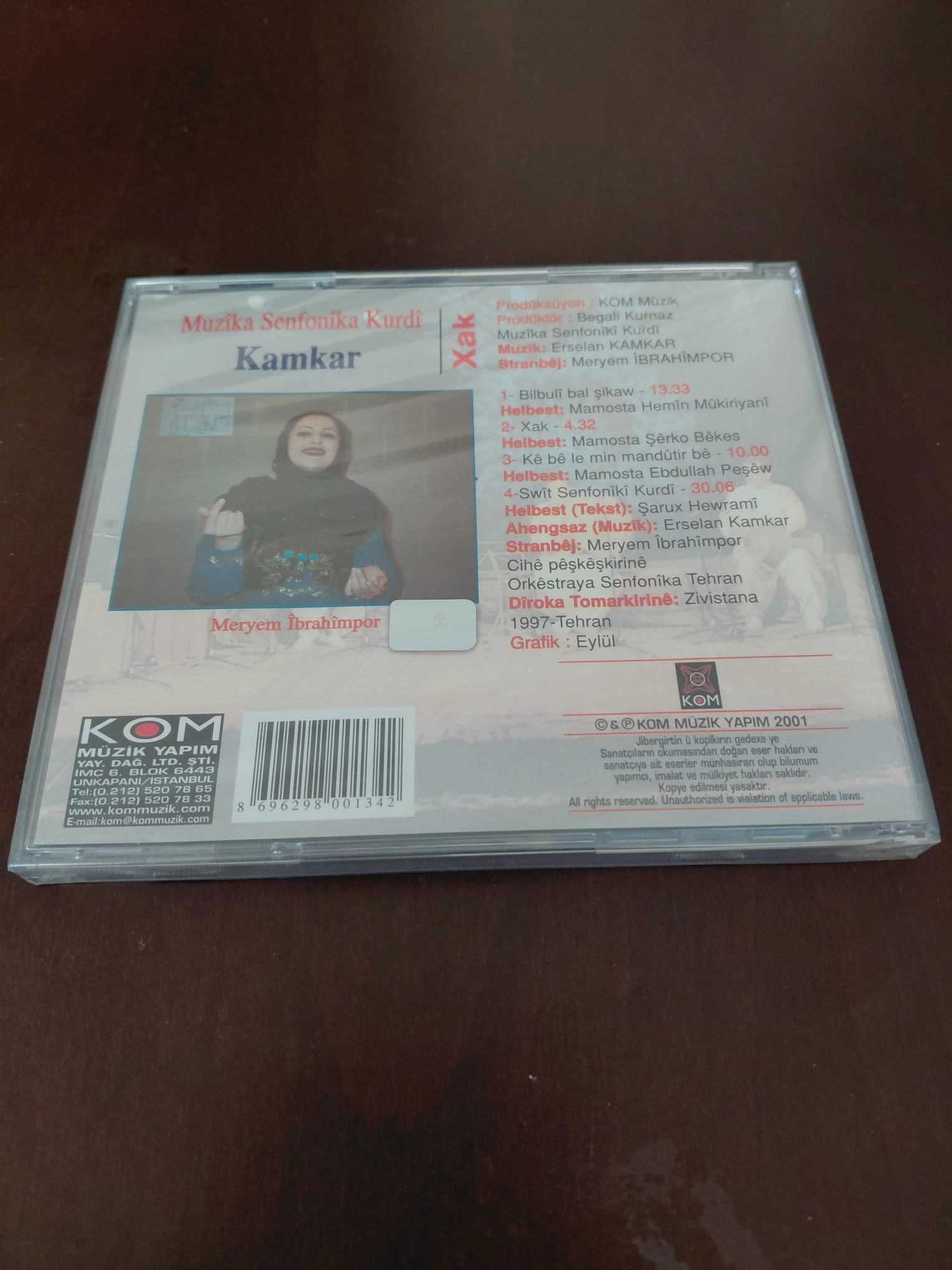 Kamkar (The Kamkars)  -  Xak  -   Türkiye  Basım - CD Albüm /Açılmamış Ambalajlı/Kürtçe