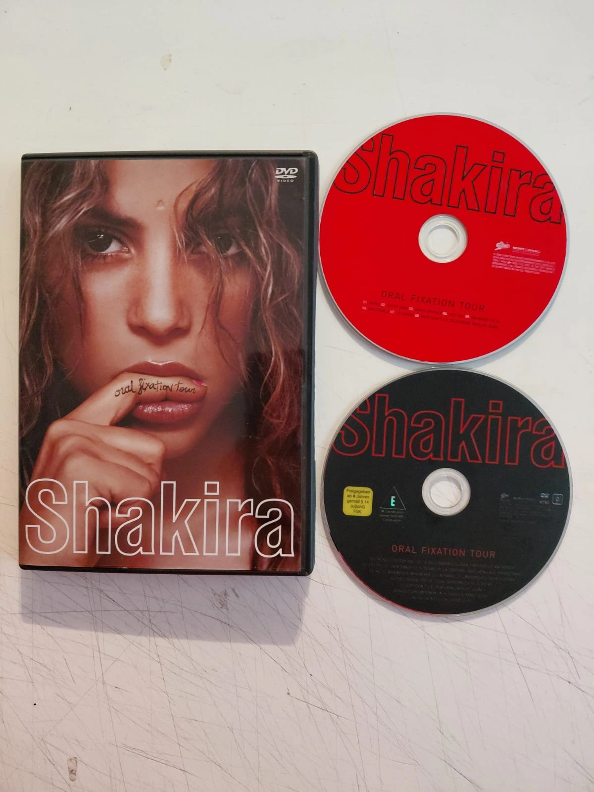 Shakira  – Oral Fixation Tour - 2007 Avrupa Basım - DVD+ CD-2.el
