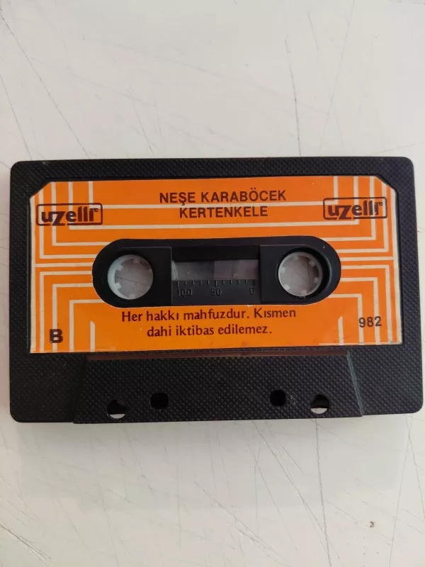 Neşe Karaböcek – Kertenkele - 1984 Almanya Basım Kaset Albüm/ Uzelli /Kapaksız-2.el