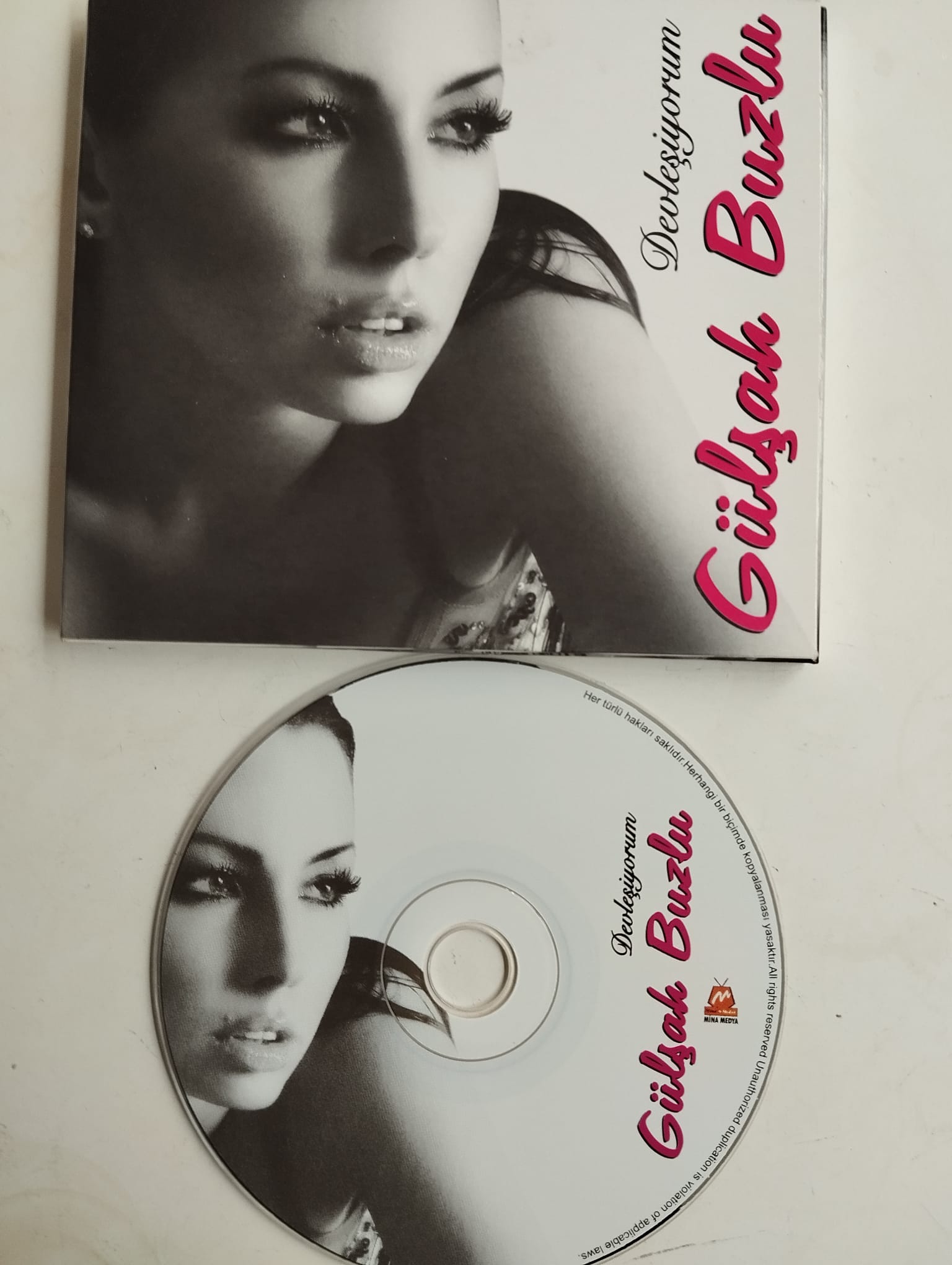 Gülşah Buzlu - Devleşiyorum -  Türkiye Basım 2. El CD Albüm