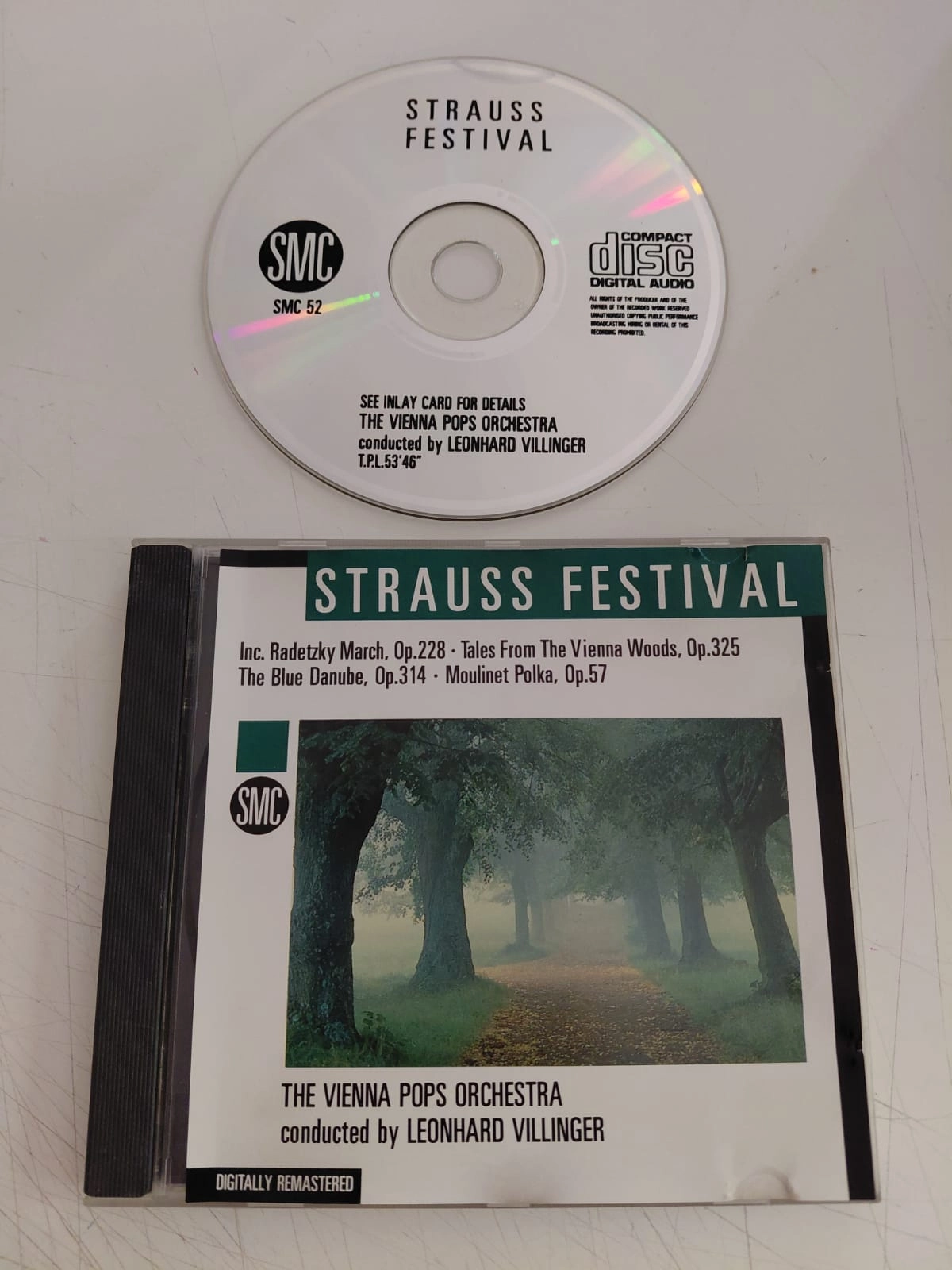 Strauss Festival / Leonhard Villinger -  İngiltere Basım  CD Albüm-2.el
