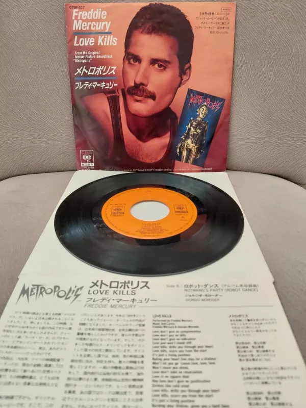 Freddie Mercury  ‎–  Love Kills - 1984  Japonya Basım 45’lik Plak -2.el
