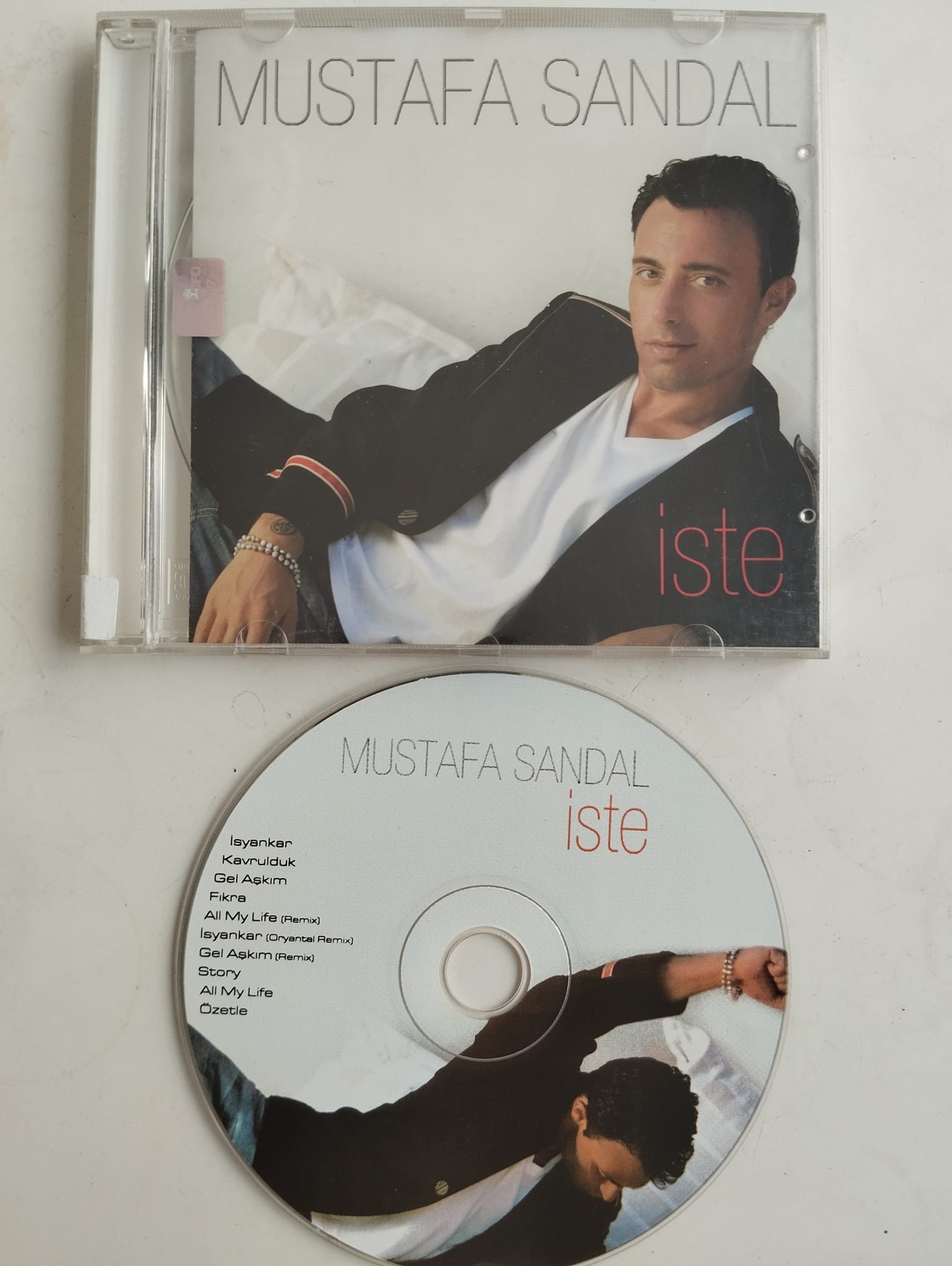 Mustafa Sandal – İste - 2012 Türkiye Basım 2. El CD Albüm