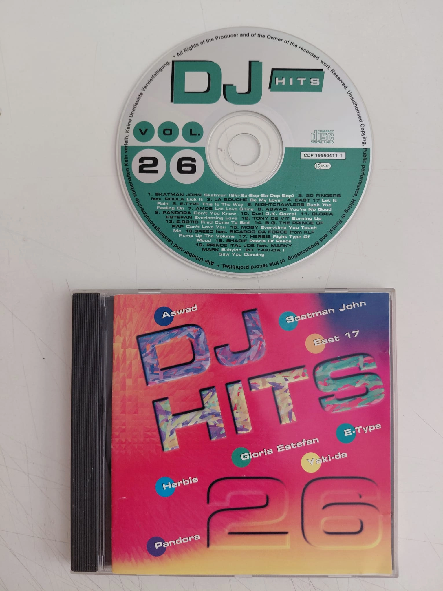 DJ Hits Vol. 26 ( Scatman John, Herbie ...)  - 1995 Avrupa  Basım - CD Albüm-2.el