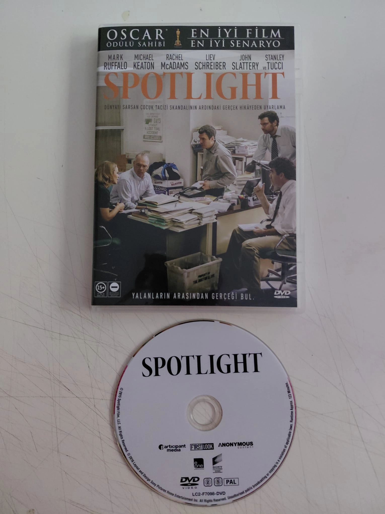 SPOTLIGHT  -  Mark Ruffalo / Michael Keaton -  DVD Film-2.el