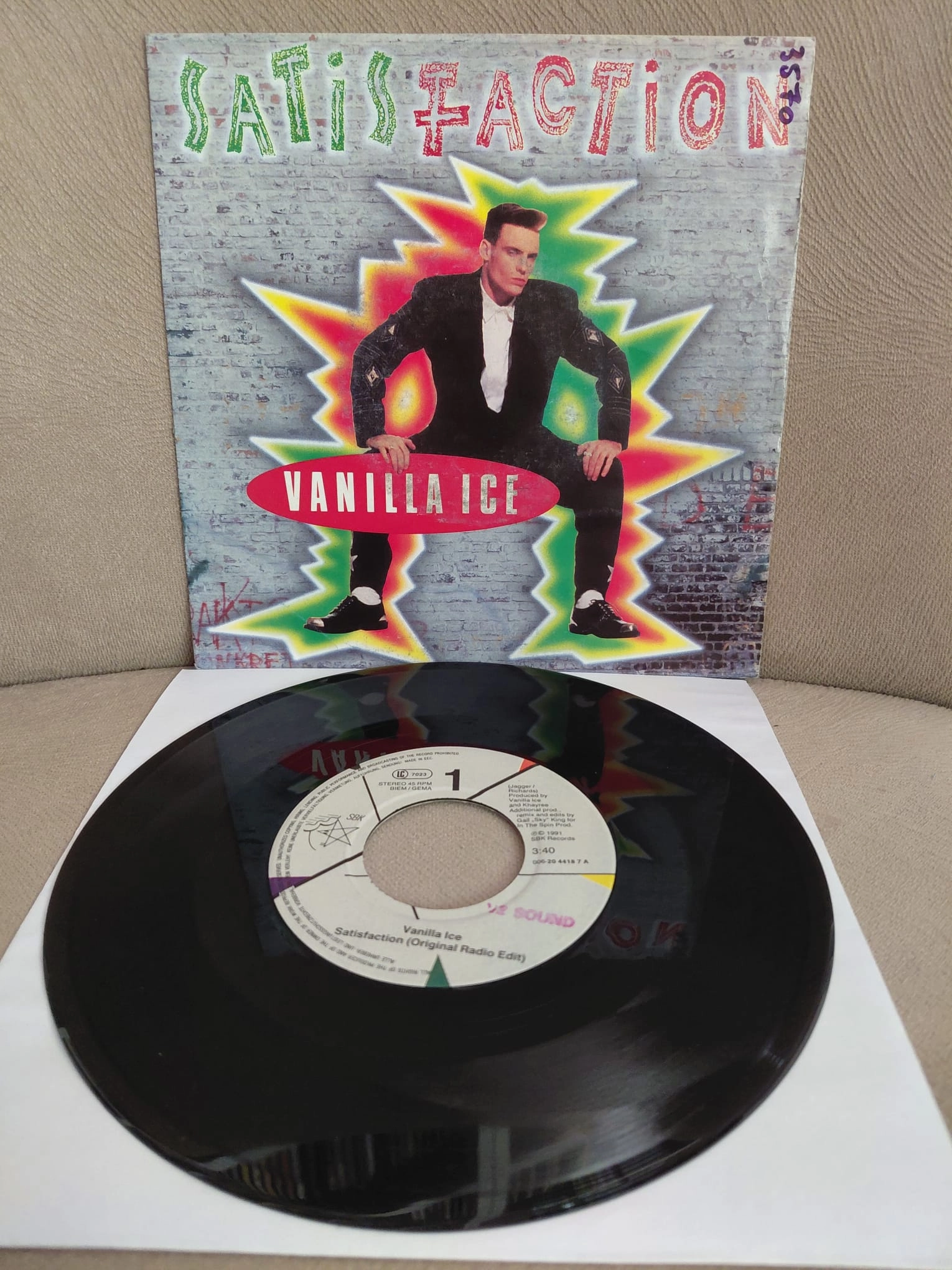 Vanilla Ice  –  Satisfaction  - 1991  Almanya Basım 45’lik  Plak