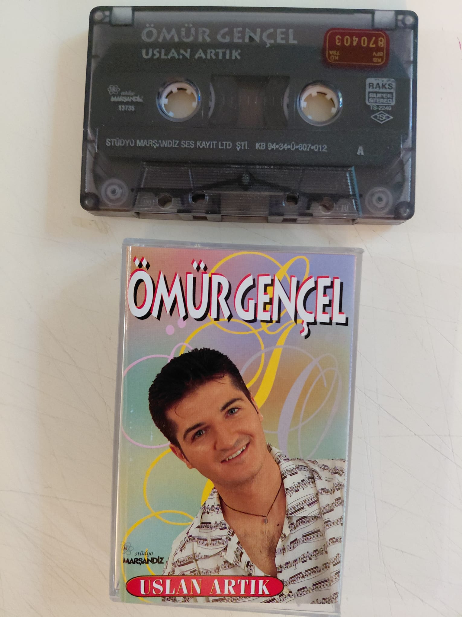 Ömür Gençel  –  Uslan Artık - 1994 Türkiye Basım Kaset-2.EL