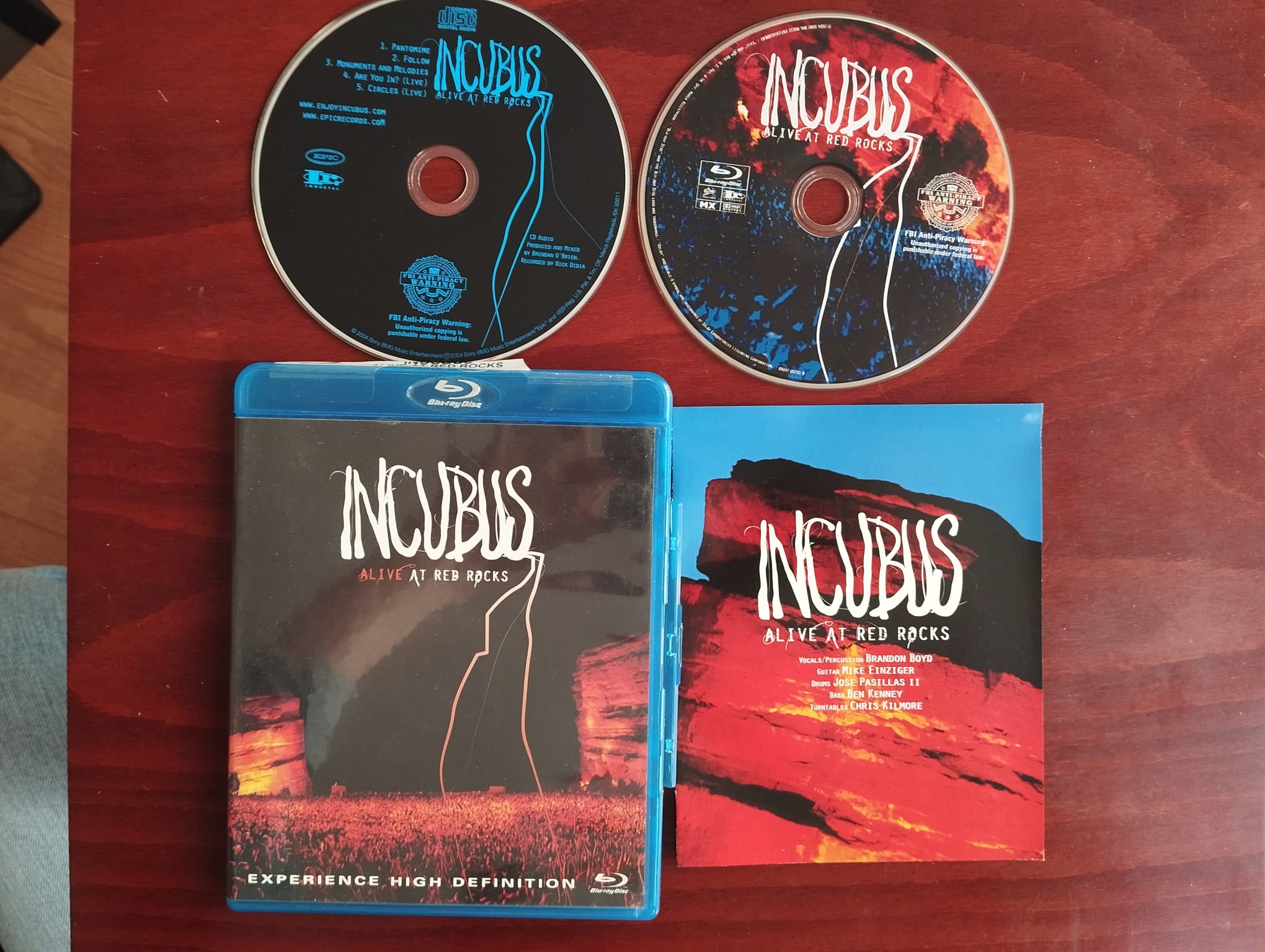 Incubus   ‎– Alive At Red Rocks -  2004 EU Basım  1 BluRay + 1 CD-2.EL
