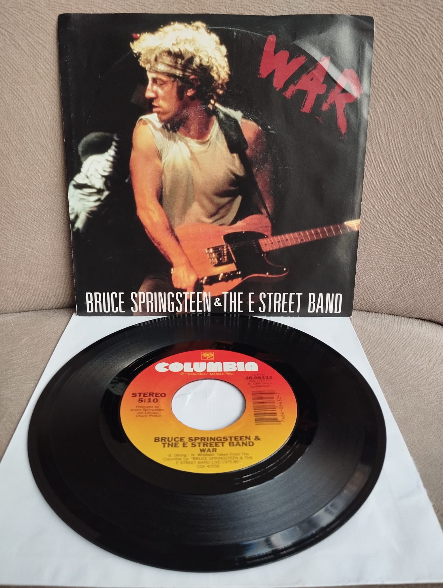 Bruce Springsteen & The E Street Band  – War - 1986  U.S.A.  Basım 45 LİK PLAK- 2. El