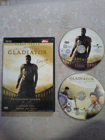 GLADIATOR  - RUSSELL CROWE-  BİR RIDLEY SCOTT  FİLMİ - ÖZEL TASARIM - 149  DAKİKA - 2.EL 2XDVD FİLM
