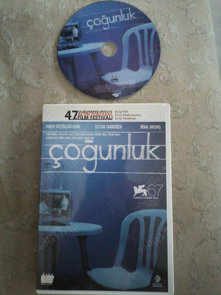 ÇOĞUNLUK  - BARTU KÜÇÜKÇAĞLAYAN / SETTAR TANRIÖĞEN - BİR SEREN YÜCE  FİLMİ - DVD TÜRK FİLMİ