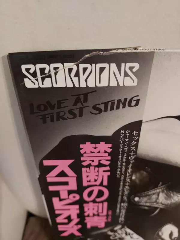 Scorpions – Love At First Sting - 1984 Japonya Basım Obili Albüm - 33 lük LP Plak-2.el