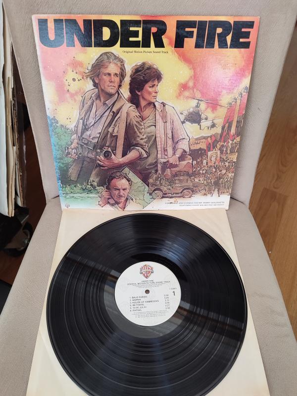 UNDER FIRE - Soundtrack - Jerry Goldsmith - 1983 USA Basım LP Plak 2. EL