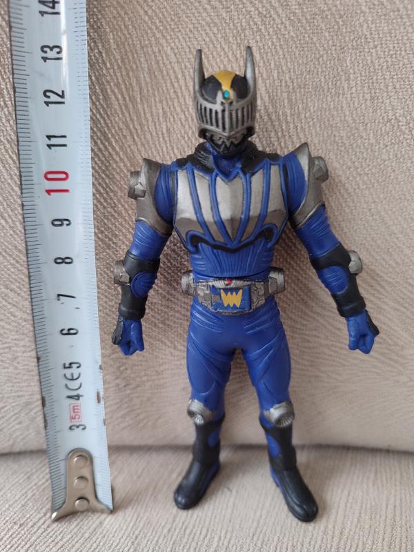 JAPON KAMEN RIDER WING KNIGHT  FİGÜRÜ - 12.5 cm Boyunda 2002 Bandai Yapımı 2. EL