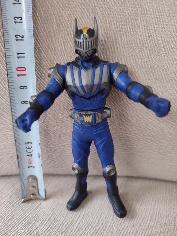 JAPON KAMEN RIDER WING KNIGHT  FİGÜRÜ - 12.5 cm Boyunda 2002 Bandai Yapımı 2. EL