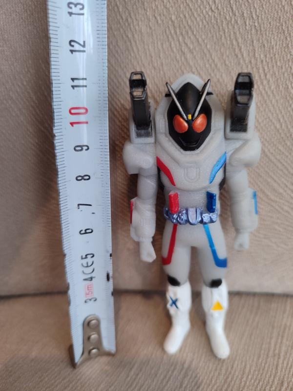 JAPON Kamen Rider Fourze05 Figürü - 11 cm  Boyunda 2011 Bandai Yapımı 2. el