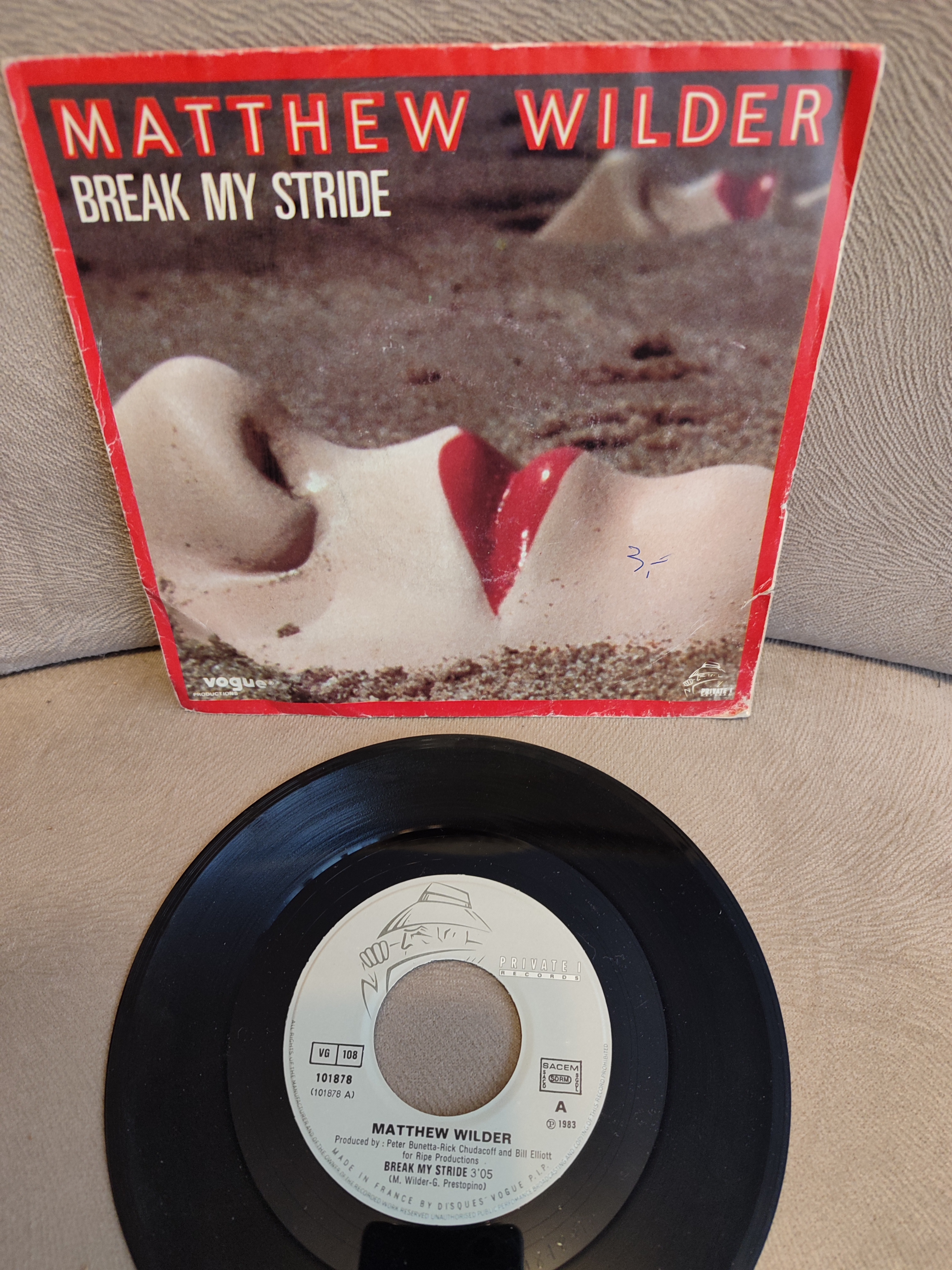 MATTHEW WILDER - Break My Stride - 1983 Fransa  Basım 45 lik Plak 2. el