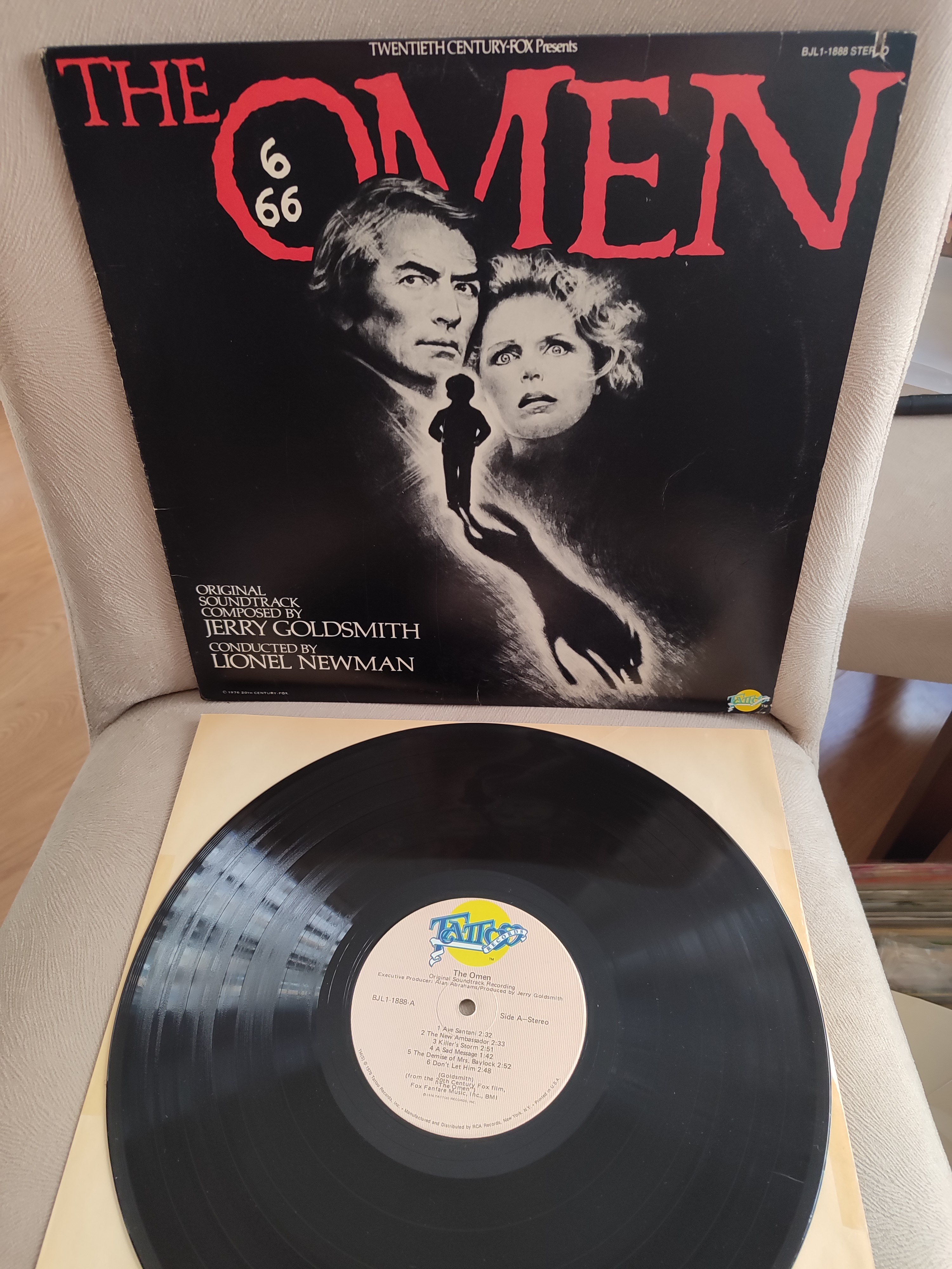 THE OMEN - Jerry Goldsmith - Soundtrack - 1976 USA Basım - LP Plak Albüm 2. EL