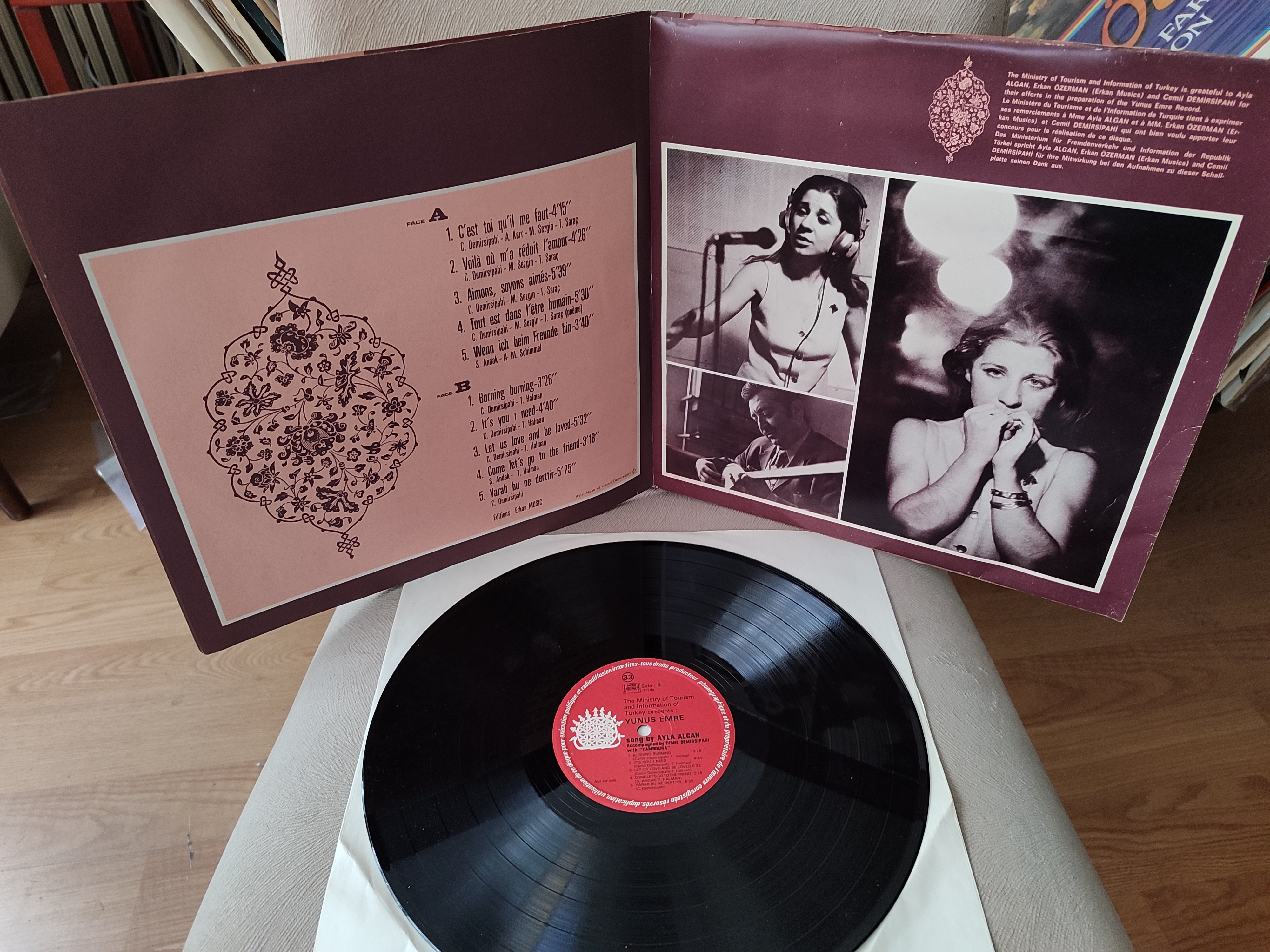 AYLA ALGAN - Yunus Emre - 1970 Türkiye Basım Albüm  LP Plak 2. EL