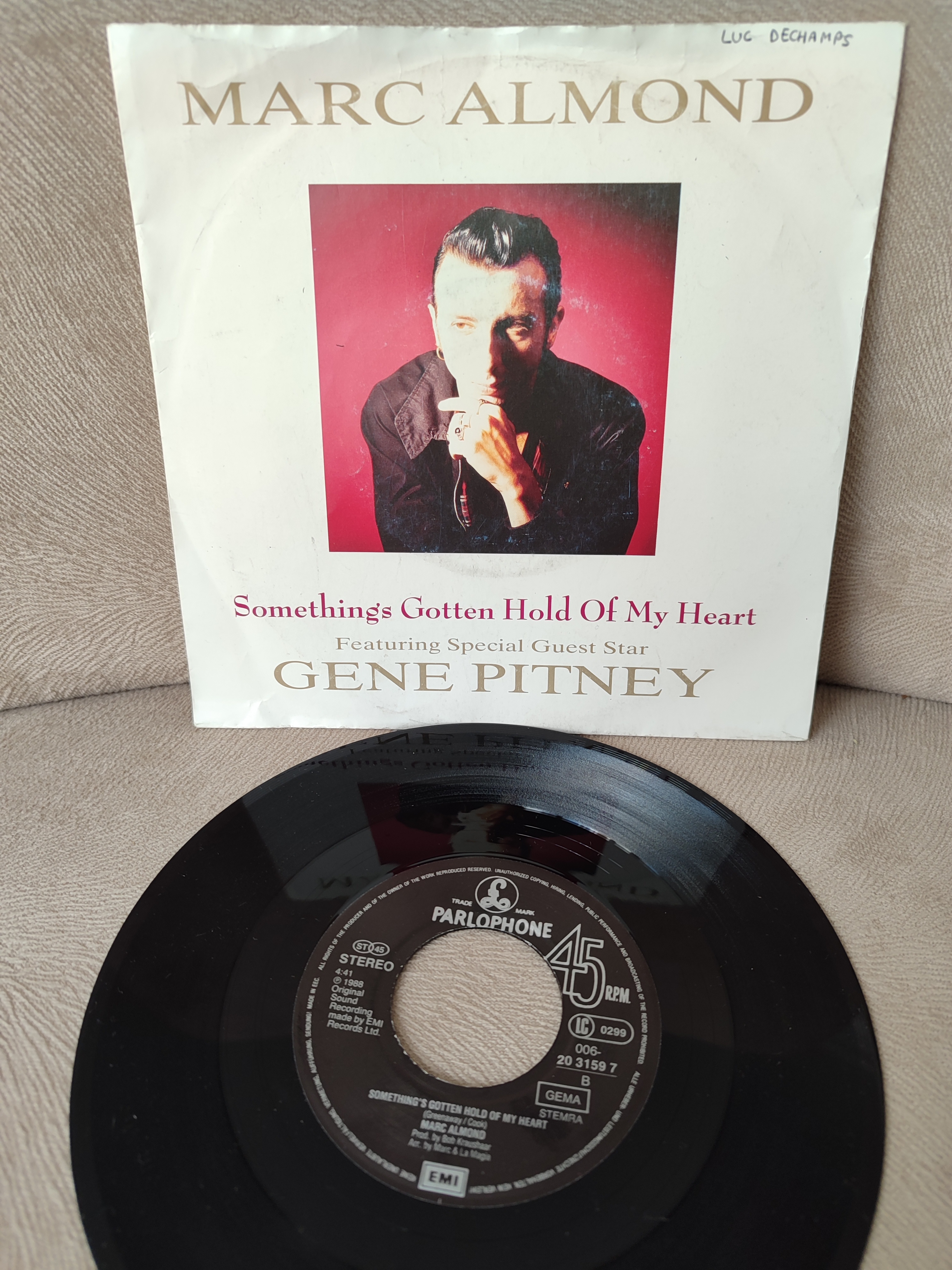 MARC ALMOND - Something’s Gotten Hold Of My Heart  - 1988 Almanya  Basım 45 lik Plak 2. EL