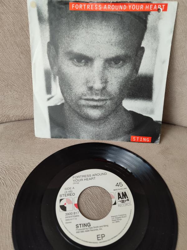 STING - Fortress Around Your Heart - 1985 Hollanda 45 lik Plak 2. el
