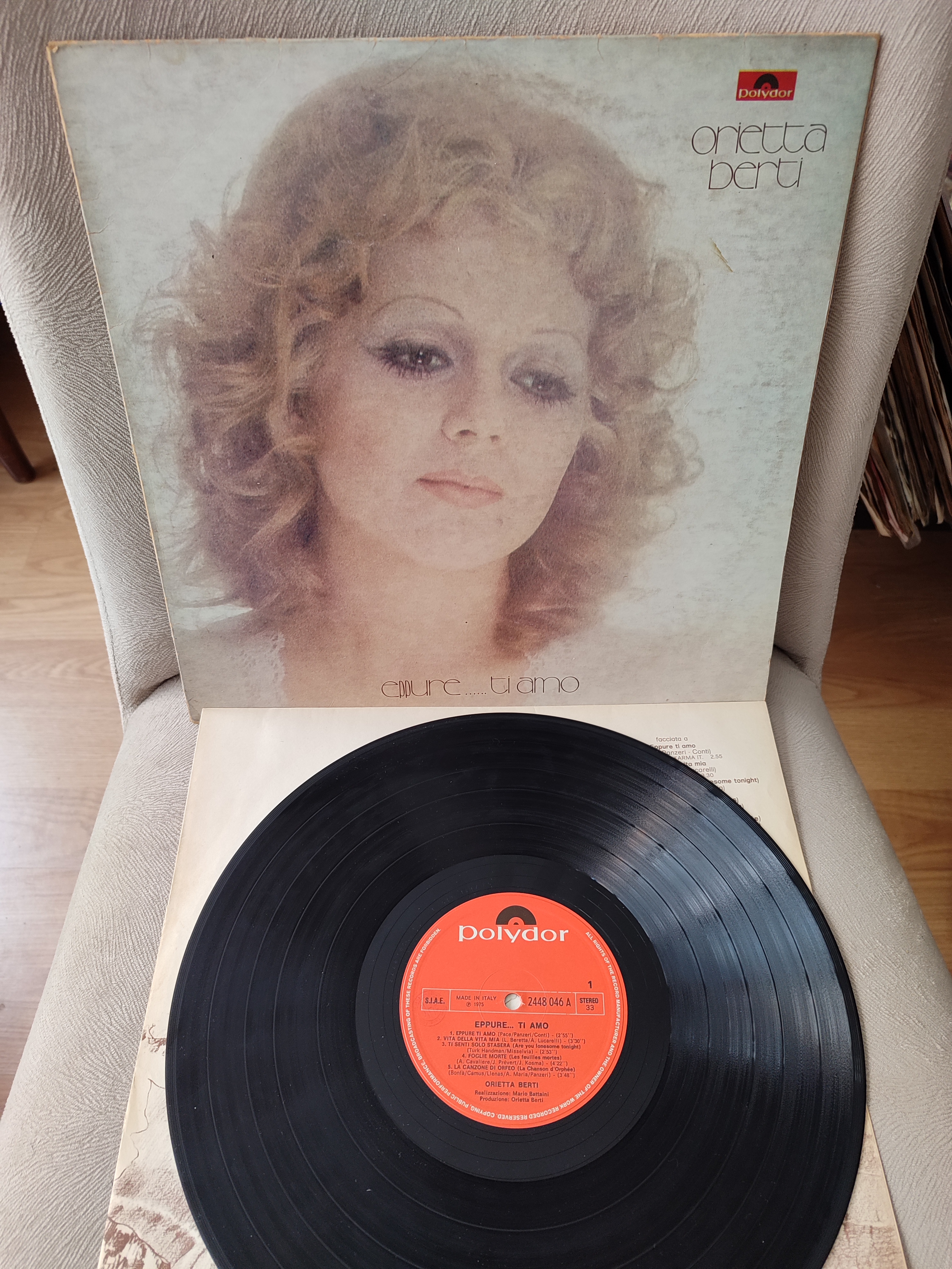 ORIETTA BERTI - Eppure...Ti Amo 1975 İtalya Basım Albüm LP Plak 2. el