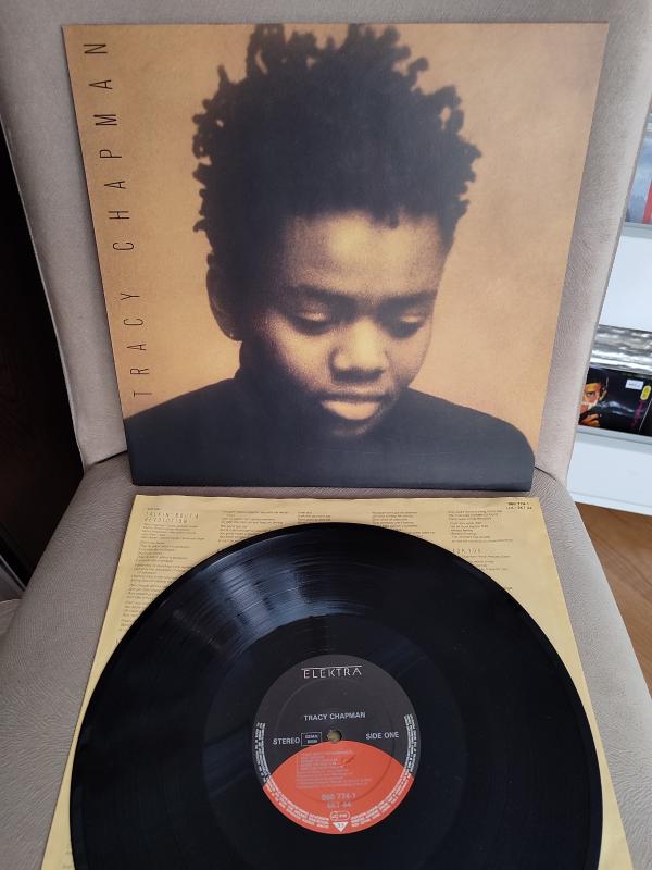 TRACY CHAPMAN - Tracy Chapman - 1988 Almanya Basım Albüm - 33 lük LP Plak 2.EL
