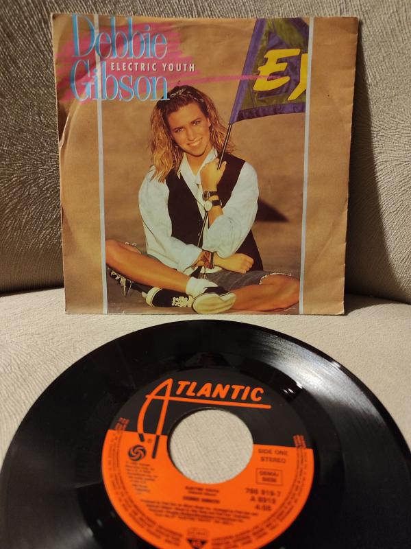 DEBBIE GIBSON - Electric Youth - 1989 Almanya Basım 45 LİK PLAK 2.el