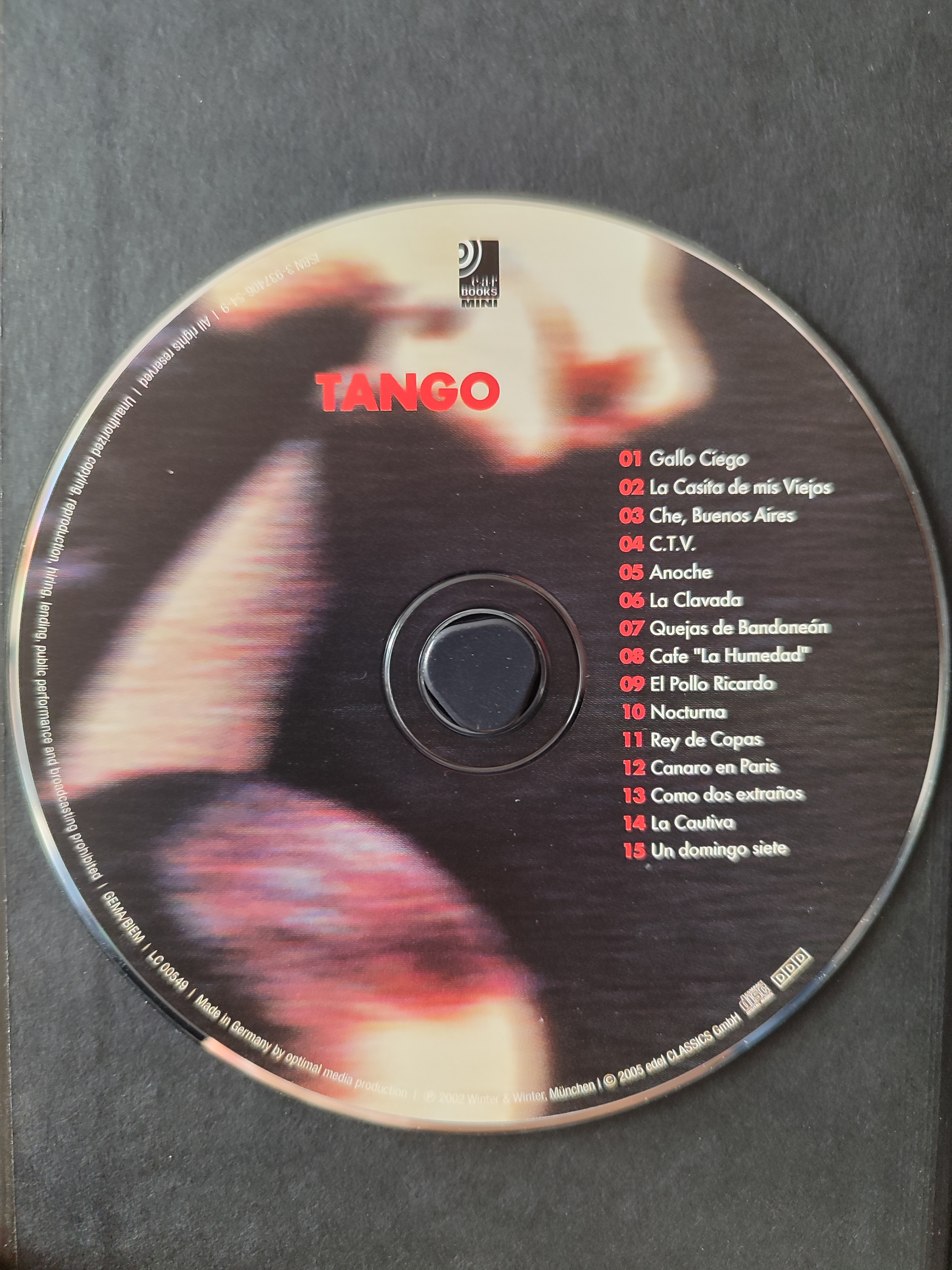 TANGO - The Rhythm and Movement of Buenos Aires - Kitapçık + CD