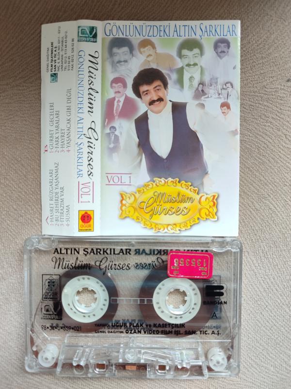 Müslüm Gürses ‎– Gönlünüzdeki Altın Şarkılar  - 1998 Türkiye Basım Kaset Albüm 2.el