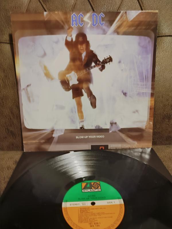 AC/DC - Blow Up Your Video  1988 Almanya  Basım LP Plak 2.EL