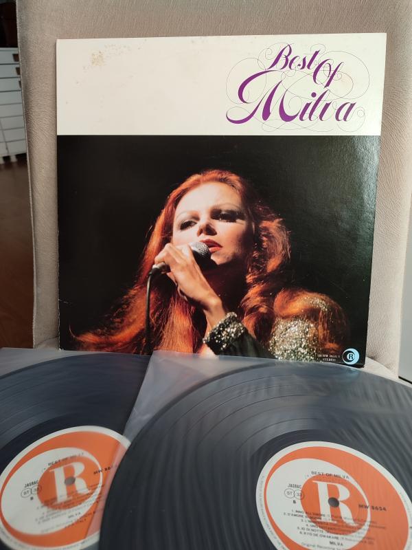 MILVA  - The Best of Milva - 1977 Japonya Basım Double LP Plak ( Bella Ciao bu albümde )   2.EL