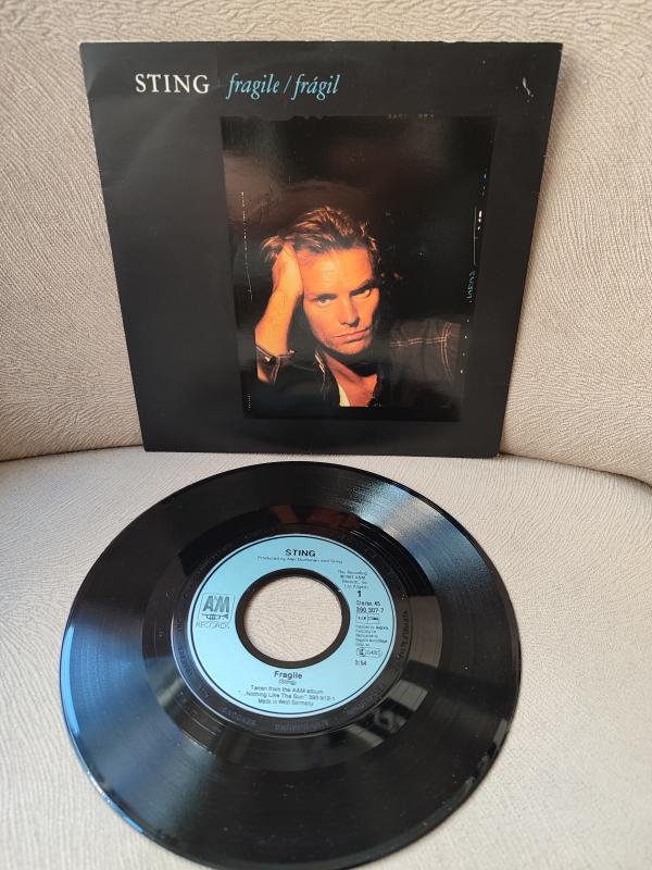 STING - Fragile / Fragil ( Portekizce ) - 1988 Almanya Basım 45 lik Plak 2.EL