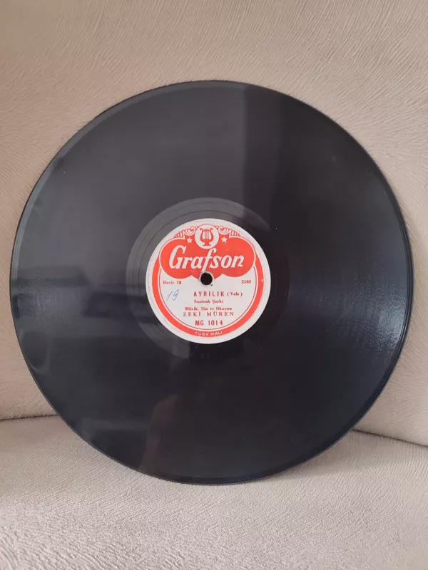 ZEKİ MÜREN - Ayrılık / Asmalar Kol Uzatmış  - 78 Devir TAŞ PLAK