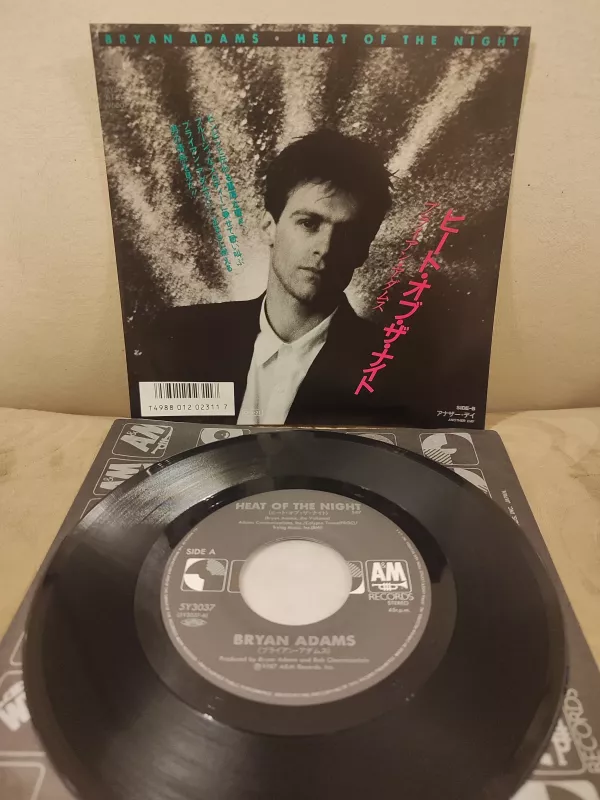 BRYAN ADAMS - Heat of The Night / Another Day - 1987 Japonya  Basım 45lik  Plak 2.el
