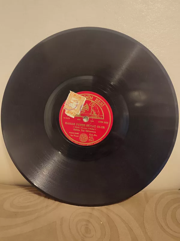 SABİTE TUR GÜLERMAN - Sevmek Seni Bir Suç İse / Bahar Pembe Beyaz Olur - 78 Devir TAŞ PLAK