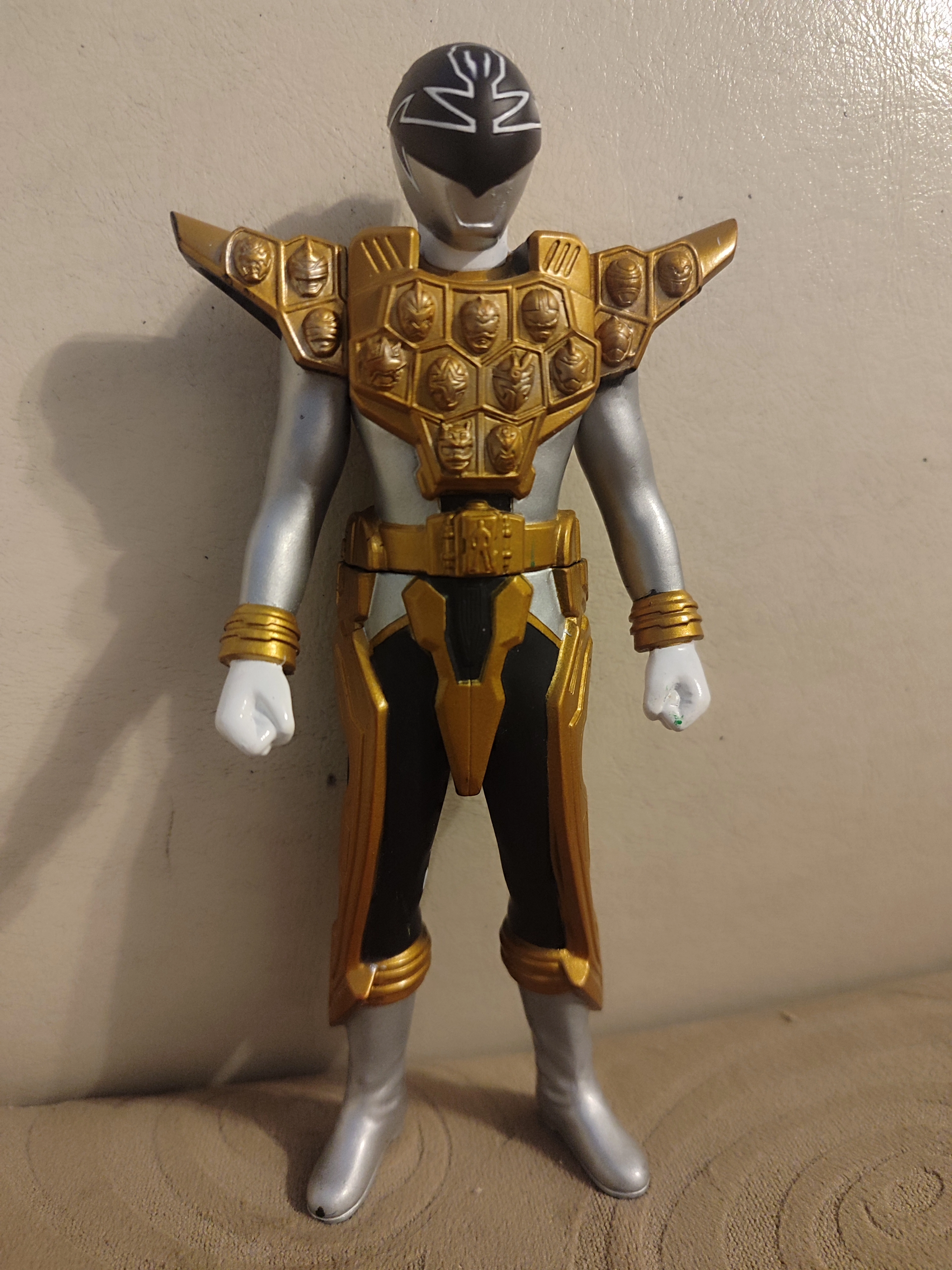 Power Rangers - Silver Gold Ranger - Orjinal 2011 Japon Yapım  Kahraman Figürü - Boy : 18 cm